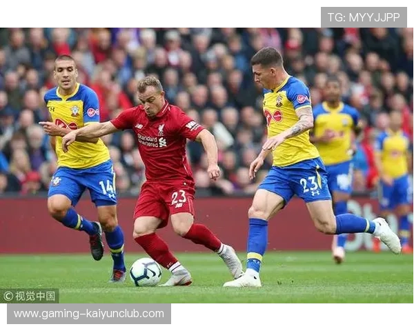 利物浦萨拉赫头球破网